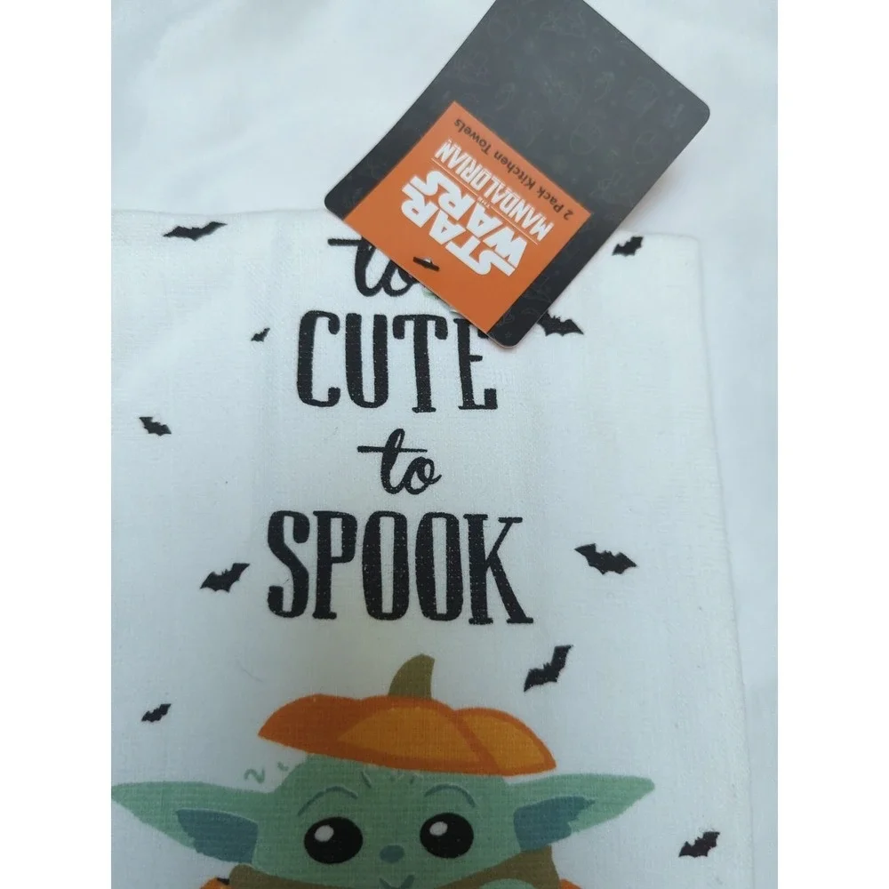 Mandalorian Baby Yoda‎ Halloween Kitchen hand Towels 2pc NEW Tooo Cute to Spook